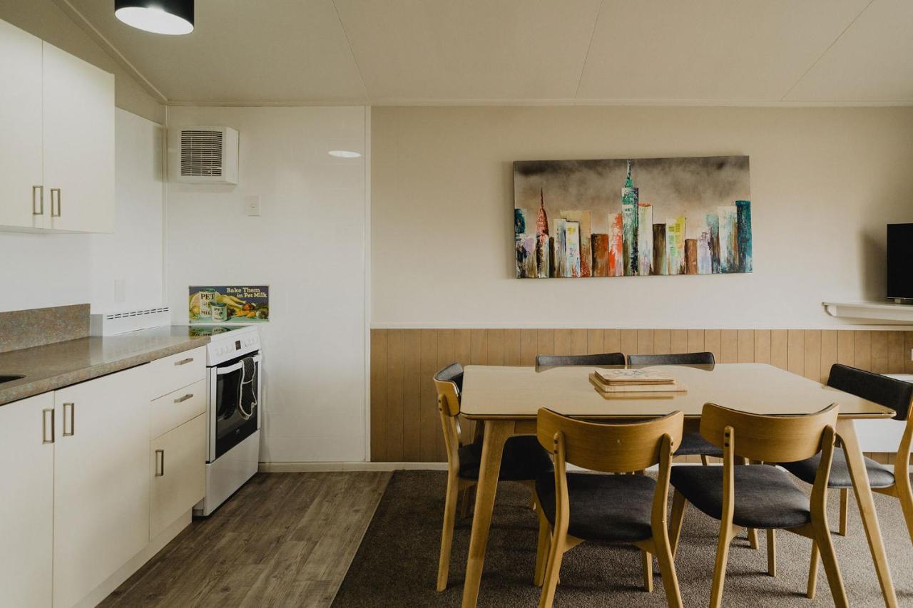 Lakes Edge 3*