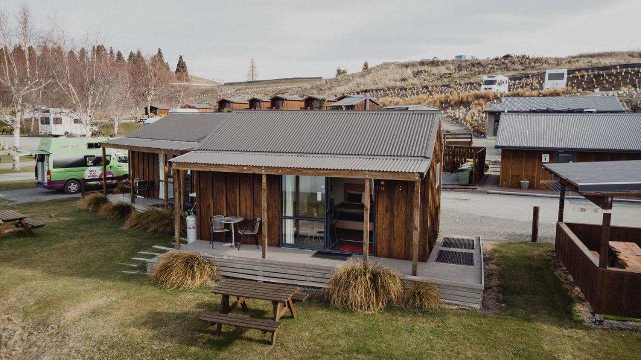 Lakes Edge 3*